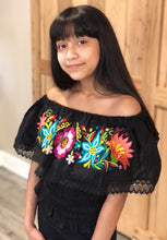 Load image into Gallery viewer, Floral Lila Top
