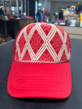 Cargar imagen en el visor de la galería, Gorras Bordadas
