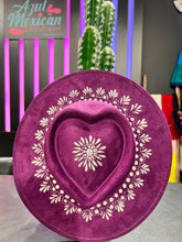 Load image into Gallery viewer, Corazón Gamuza Hats
